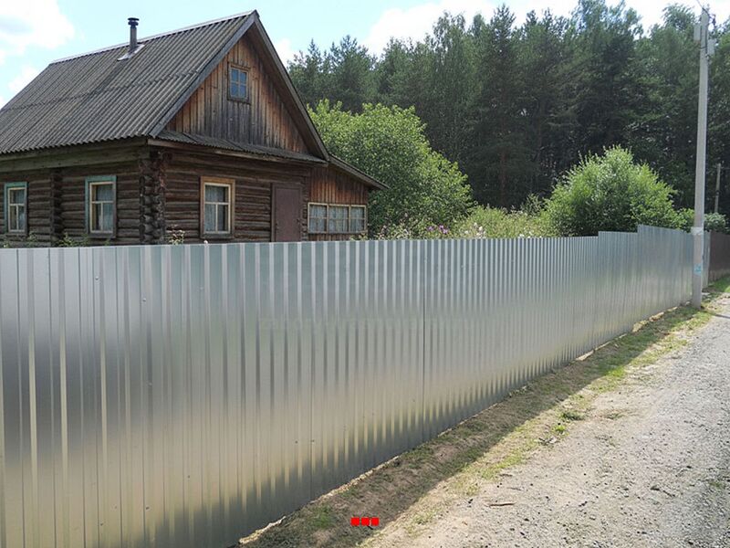 Забор из оцинкованного профлиста