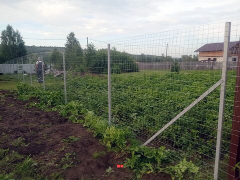 Забор из сетки рабица оцинкованной крупно